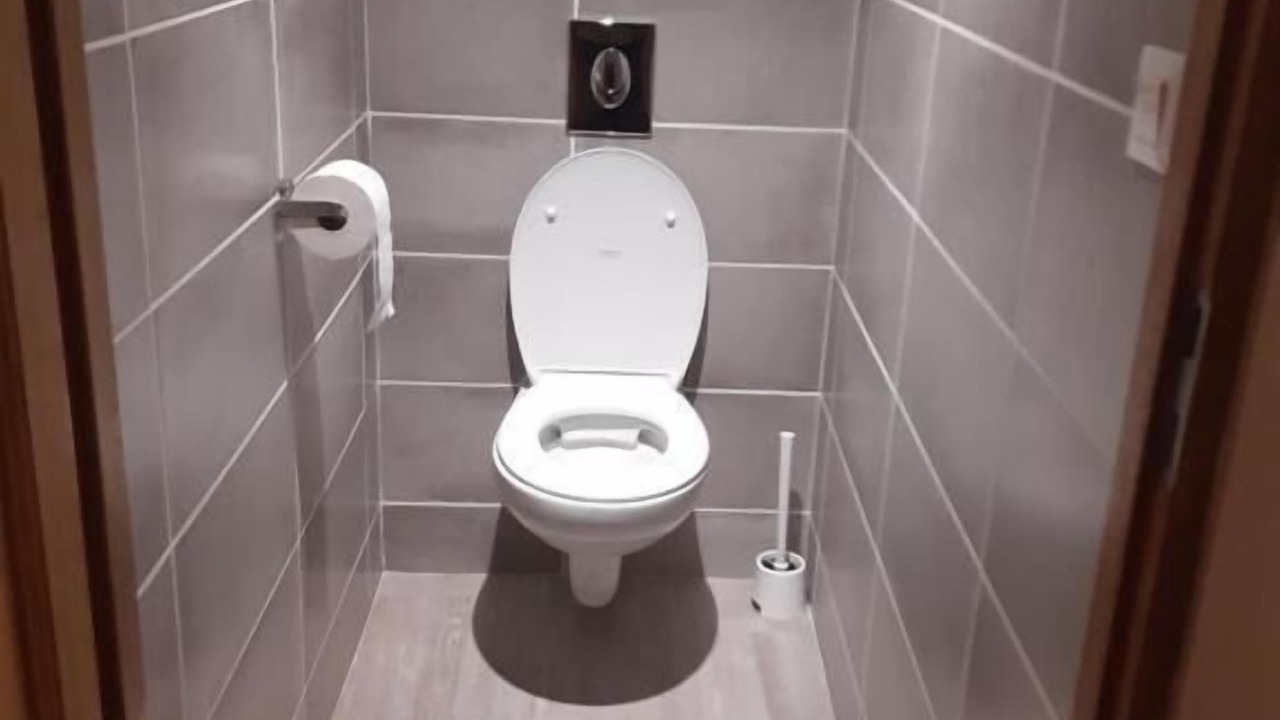 Photo of Bathroom in Chaumont-sur-Tharonne