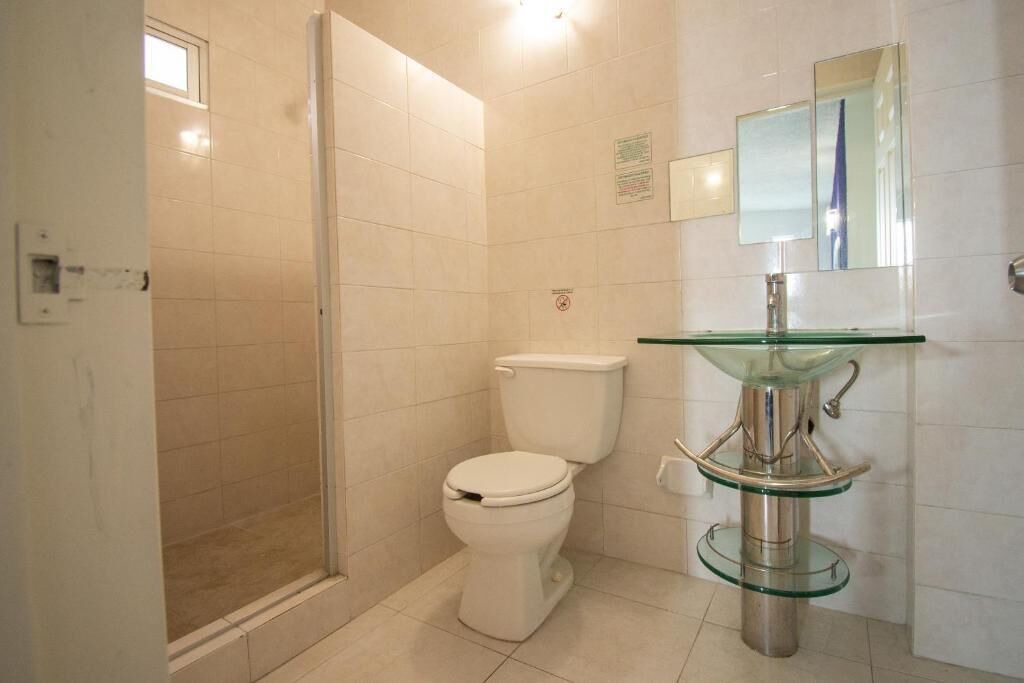 Photo of Bathroom in Leon
