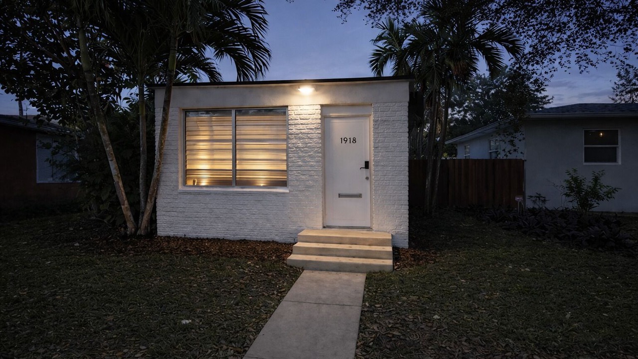Photo of Outdoor in Royal Poinciana