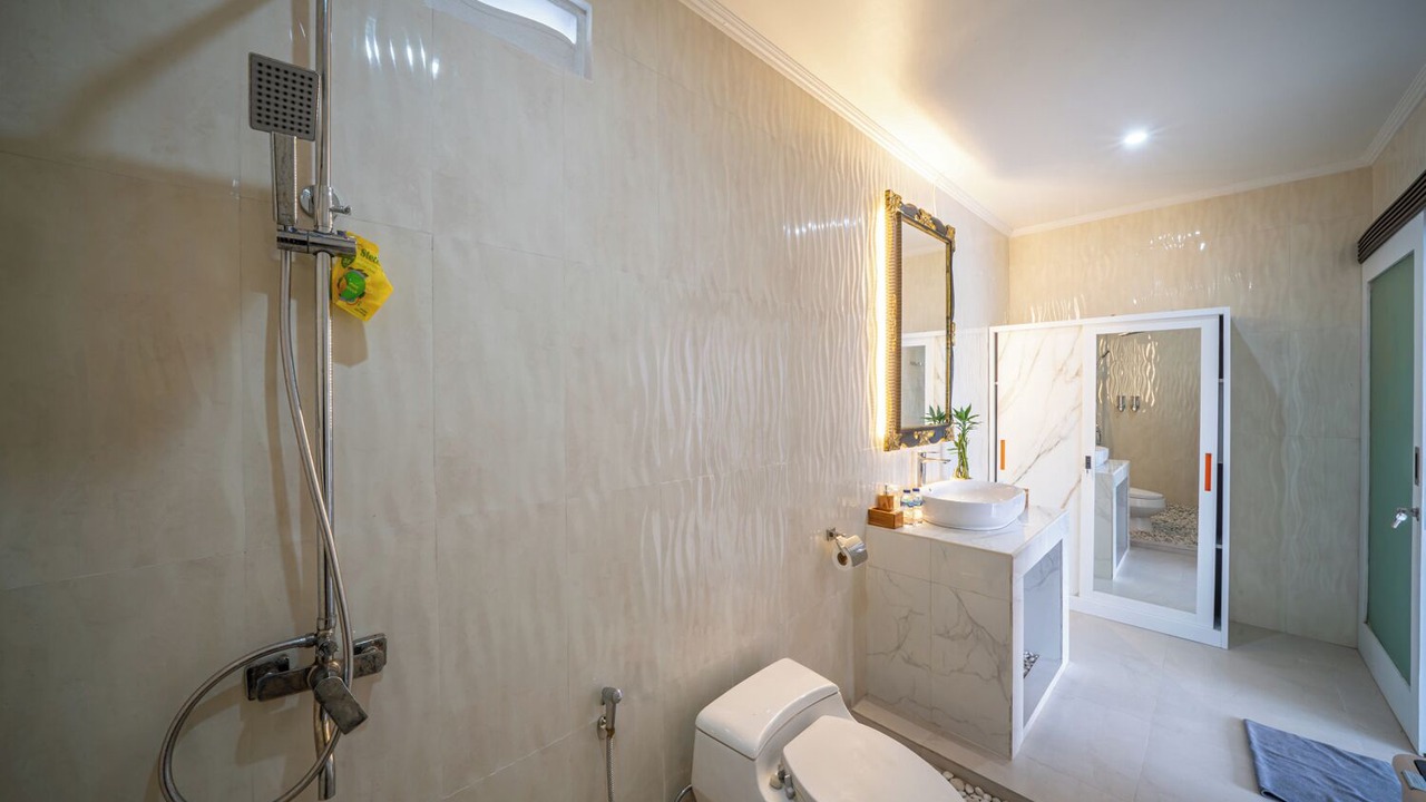 Photo of Bathroom in Songan