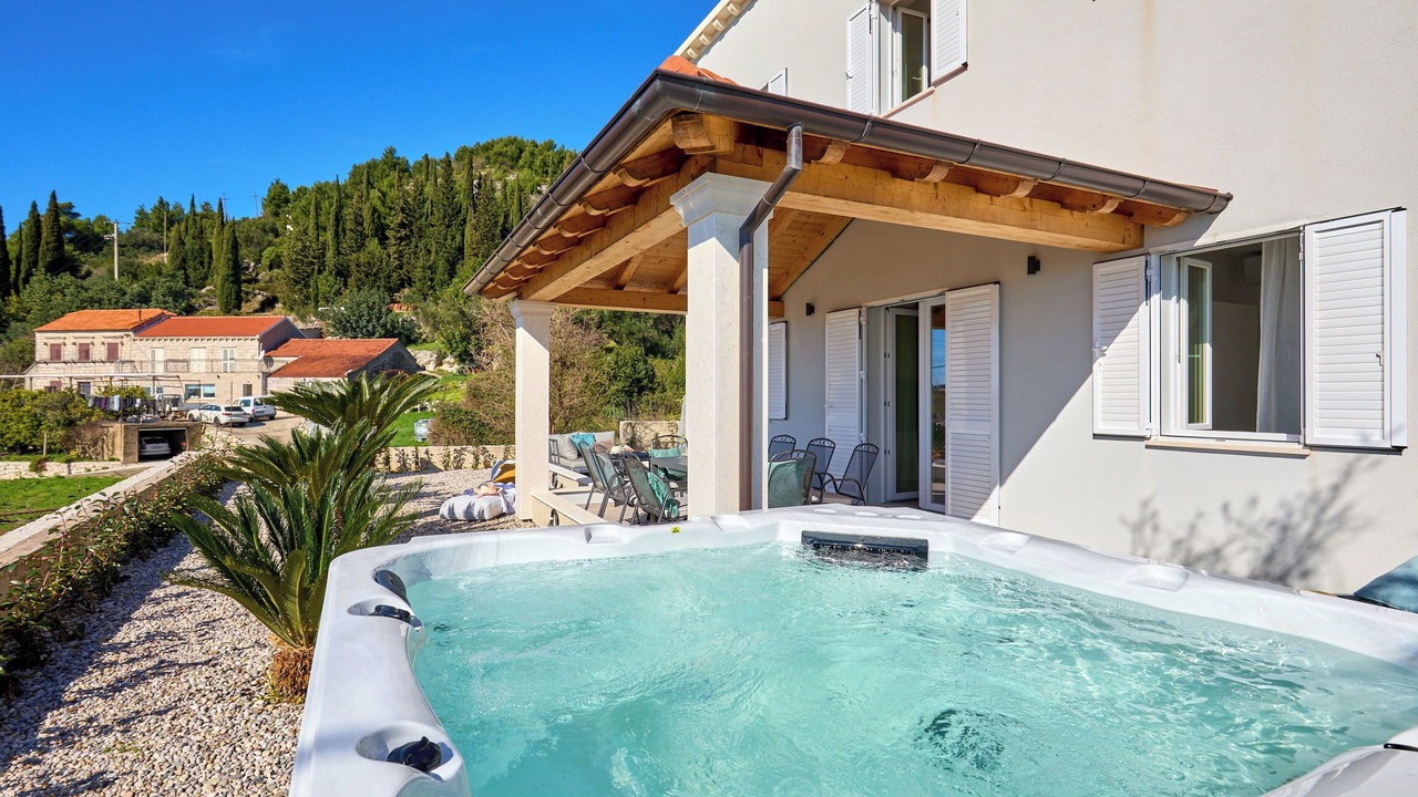 Photo of Outdoor in Orasac