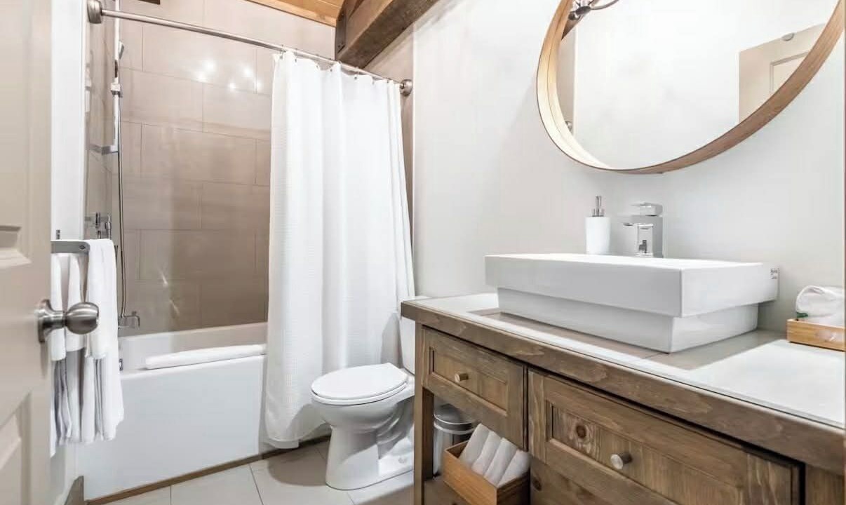 Photo of Bathroom in Saint Donat