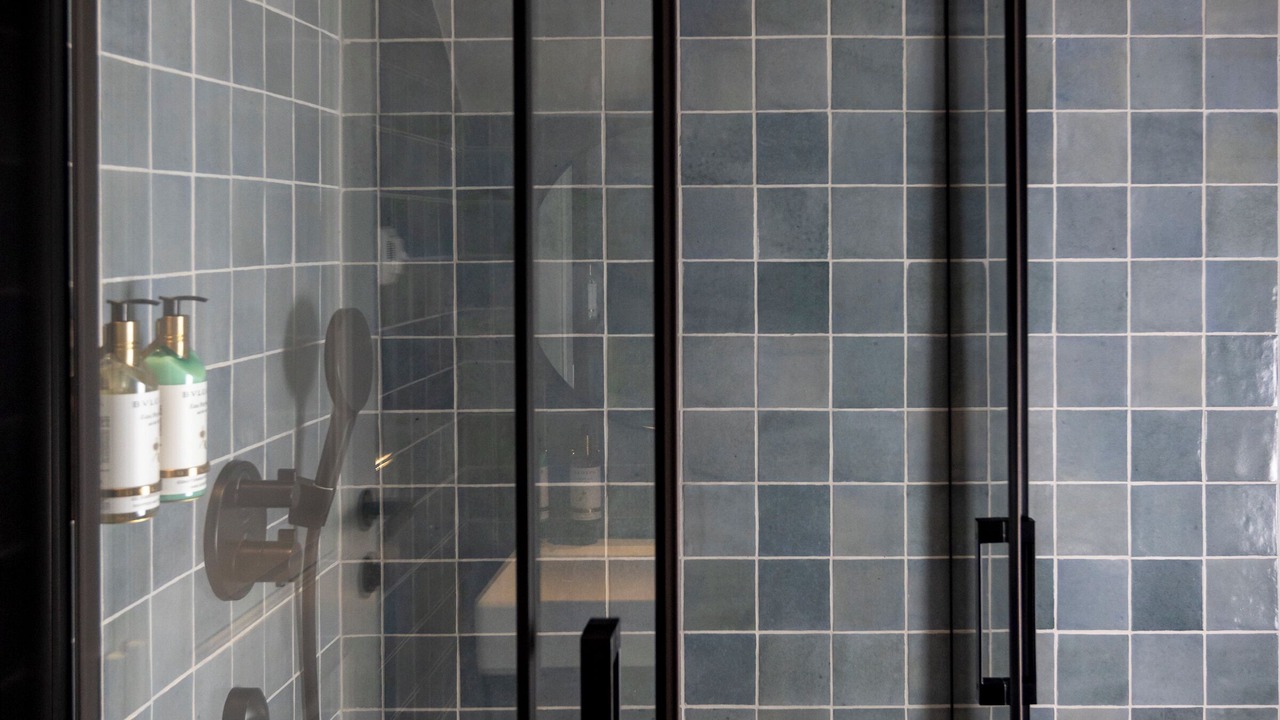 Photo of Bathroom in Pile