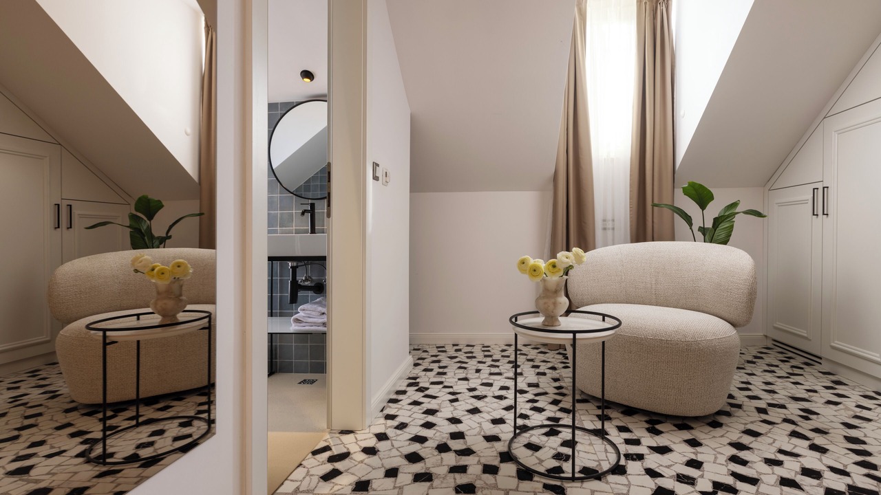 Photo of Bedroom in Pile