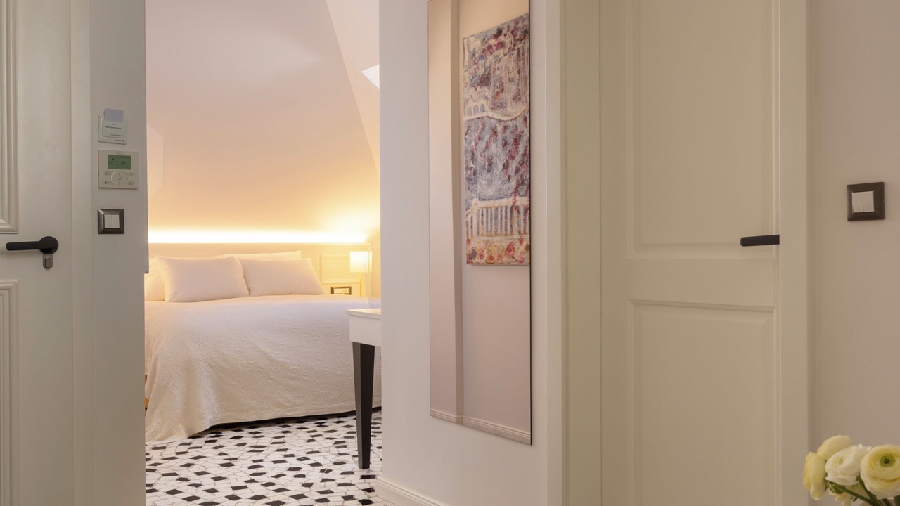 Photo of Bedroom in Pile