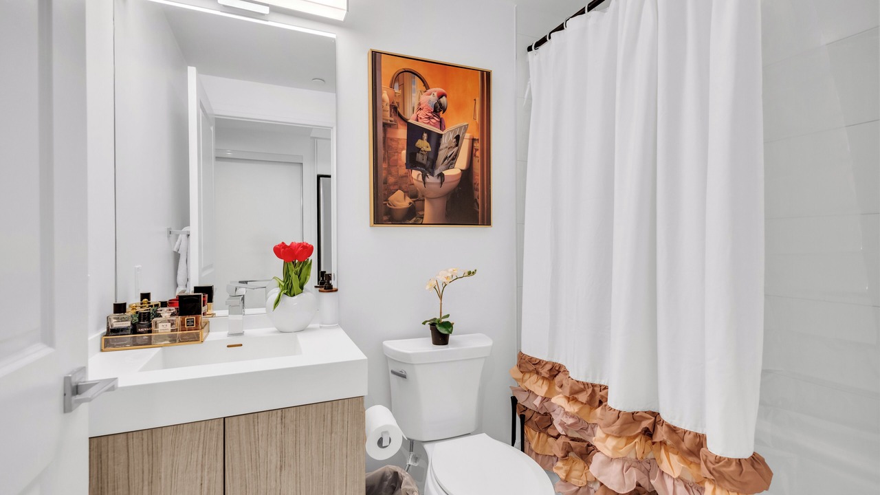 Photo of Bathroom in Garden District