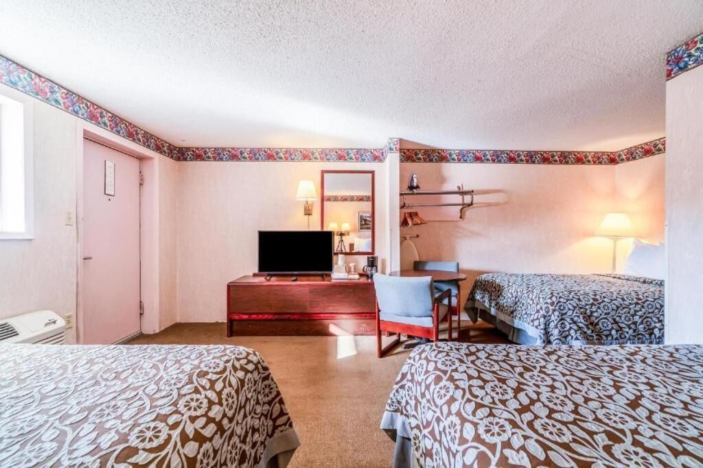Photo of Bedroom in Mountain View