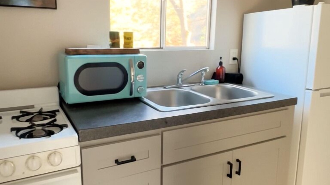 Photo of Kitchen in Lakehead-Lakeshore