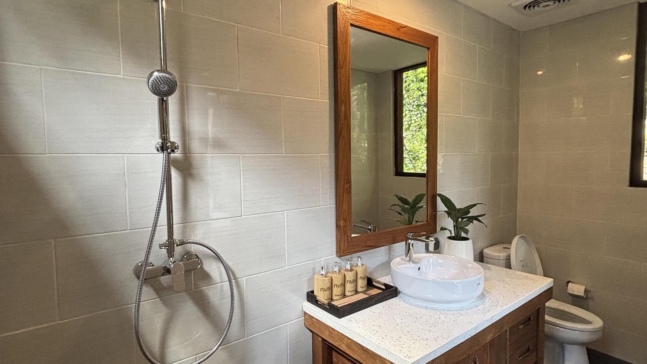 Photo of Bathroom in Nyambu