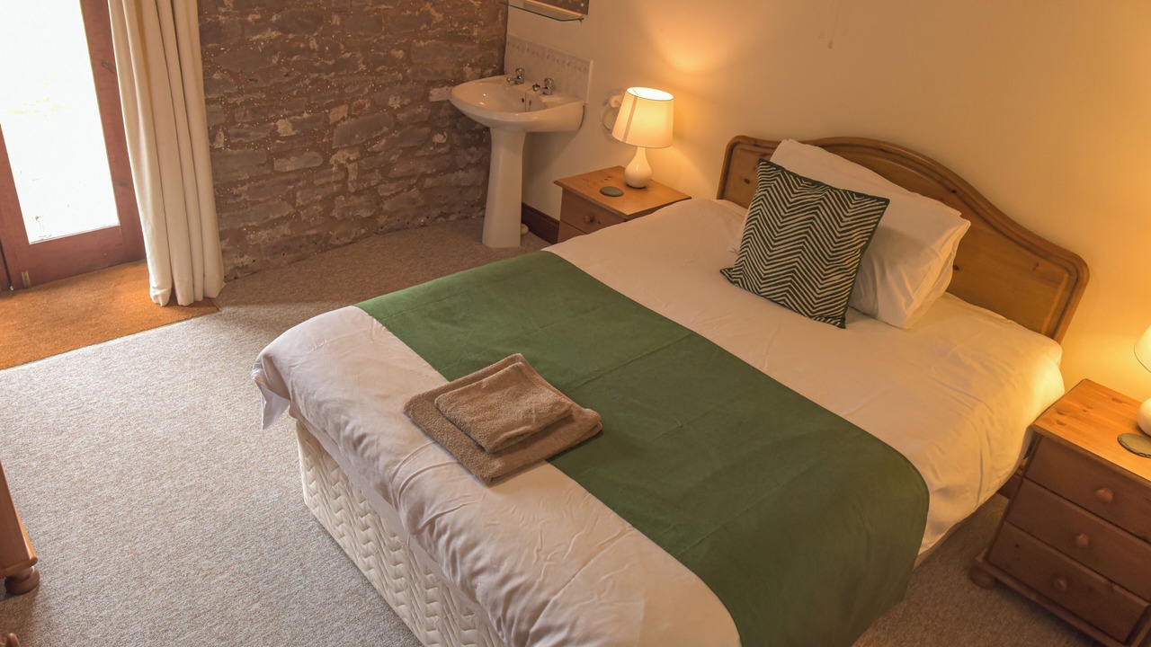 Photo of Bedroom in Hoarwithy