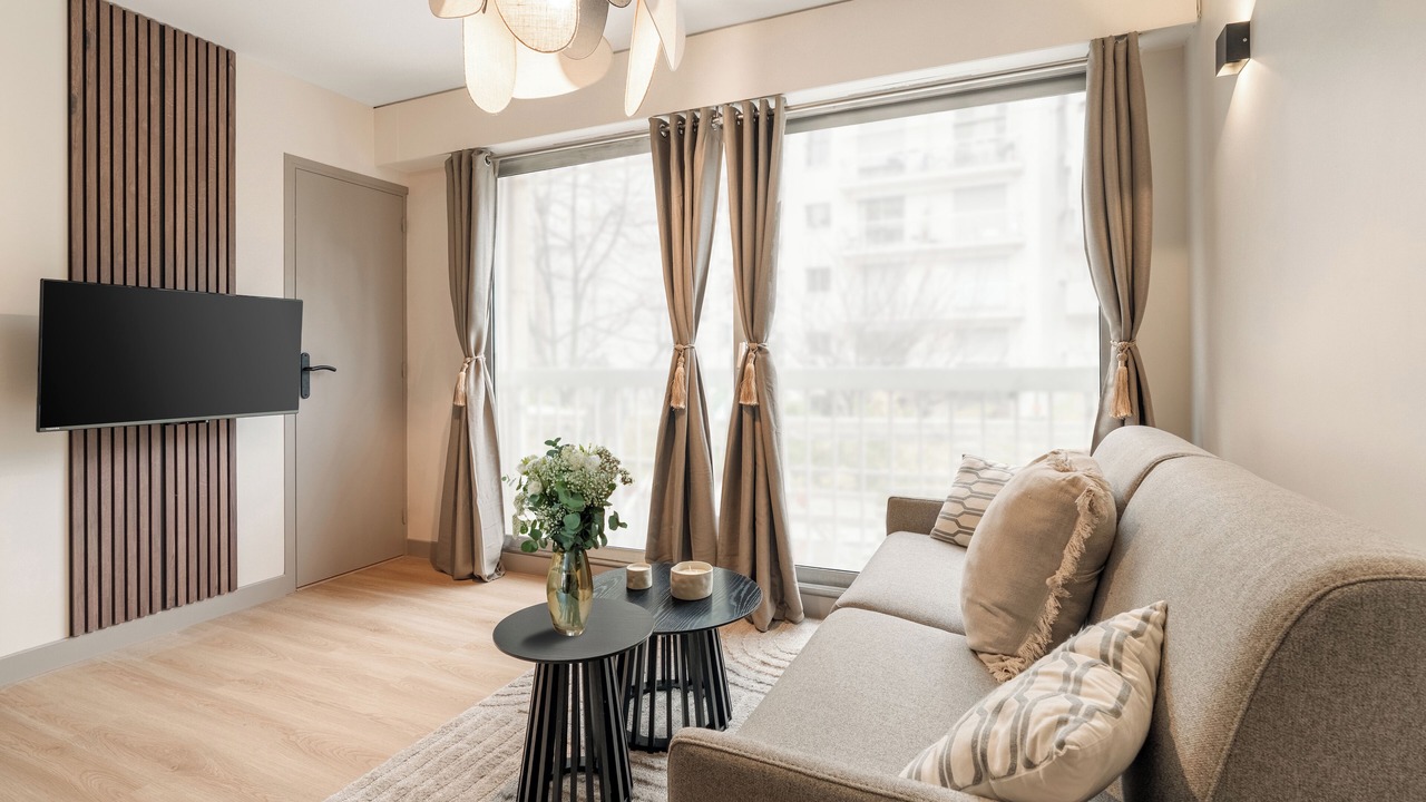 Photo of Others in Necker