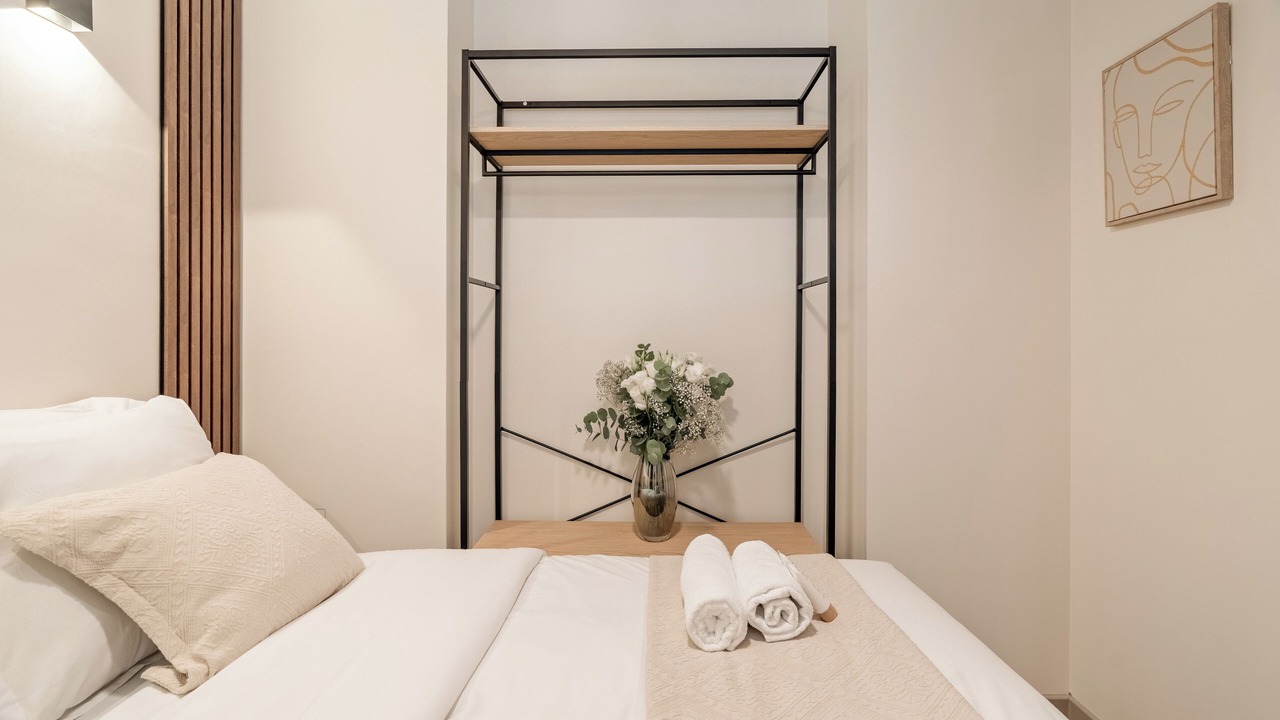 Photo of Others in Necker