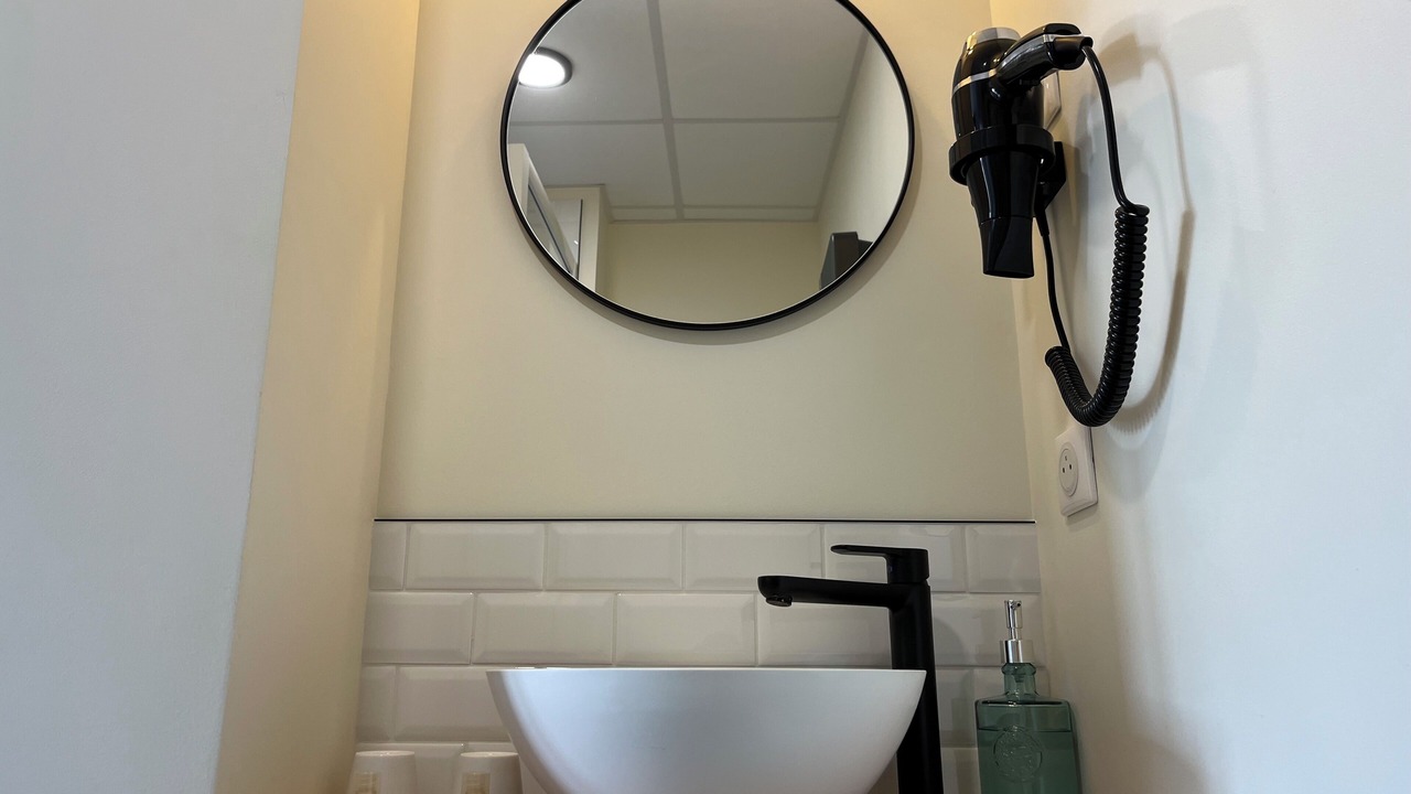 Photo of Bathroom in Oradour-sur-Glane