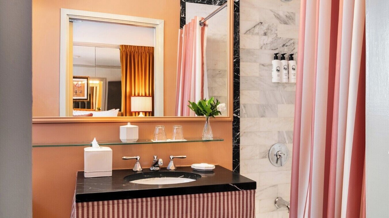 Photo of Bathroom in Beverly Hills
