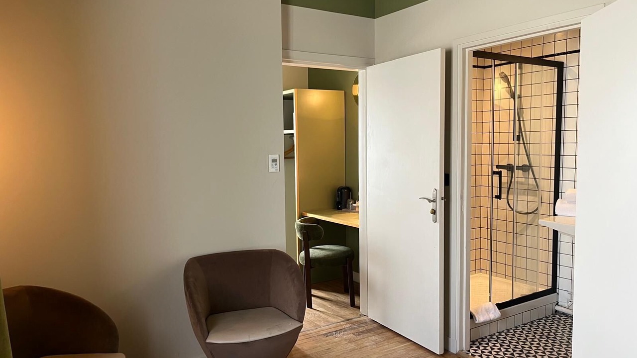 Photo of Bedroom in Clamart