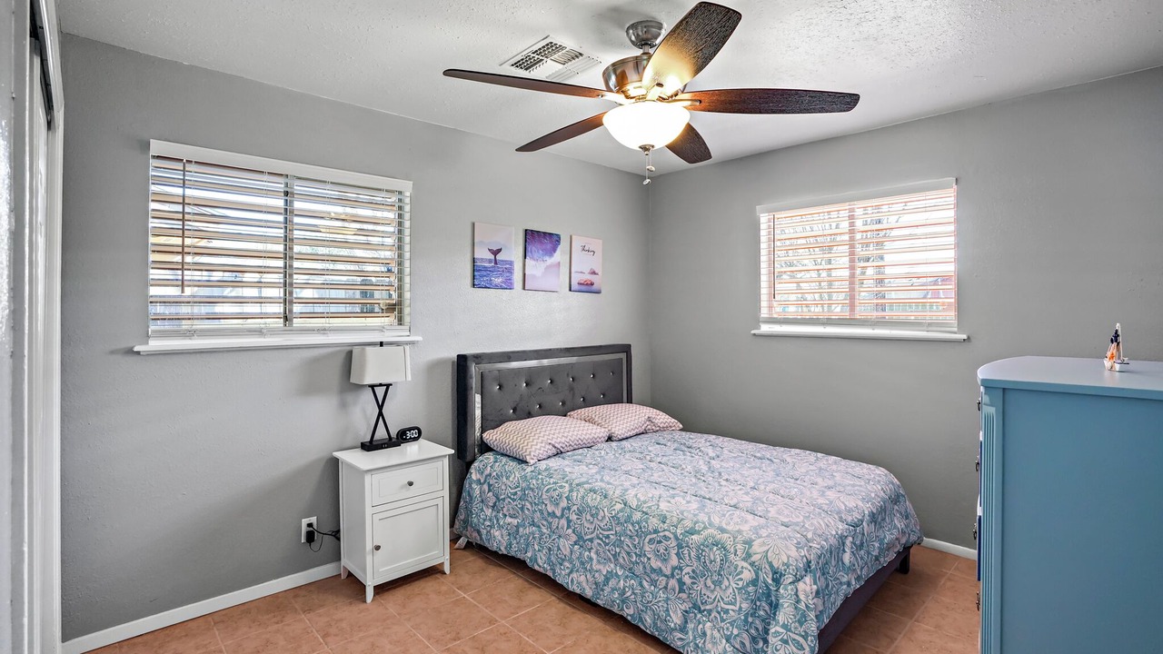 Photo of Others in South Side