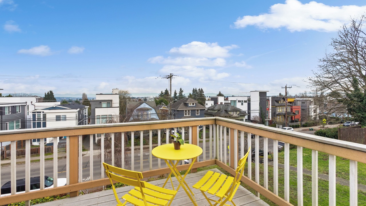 Photo of Outdoor in Minor
