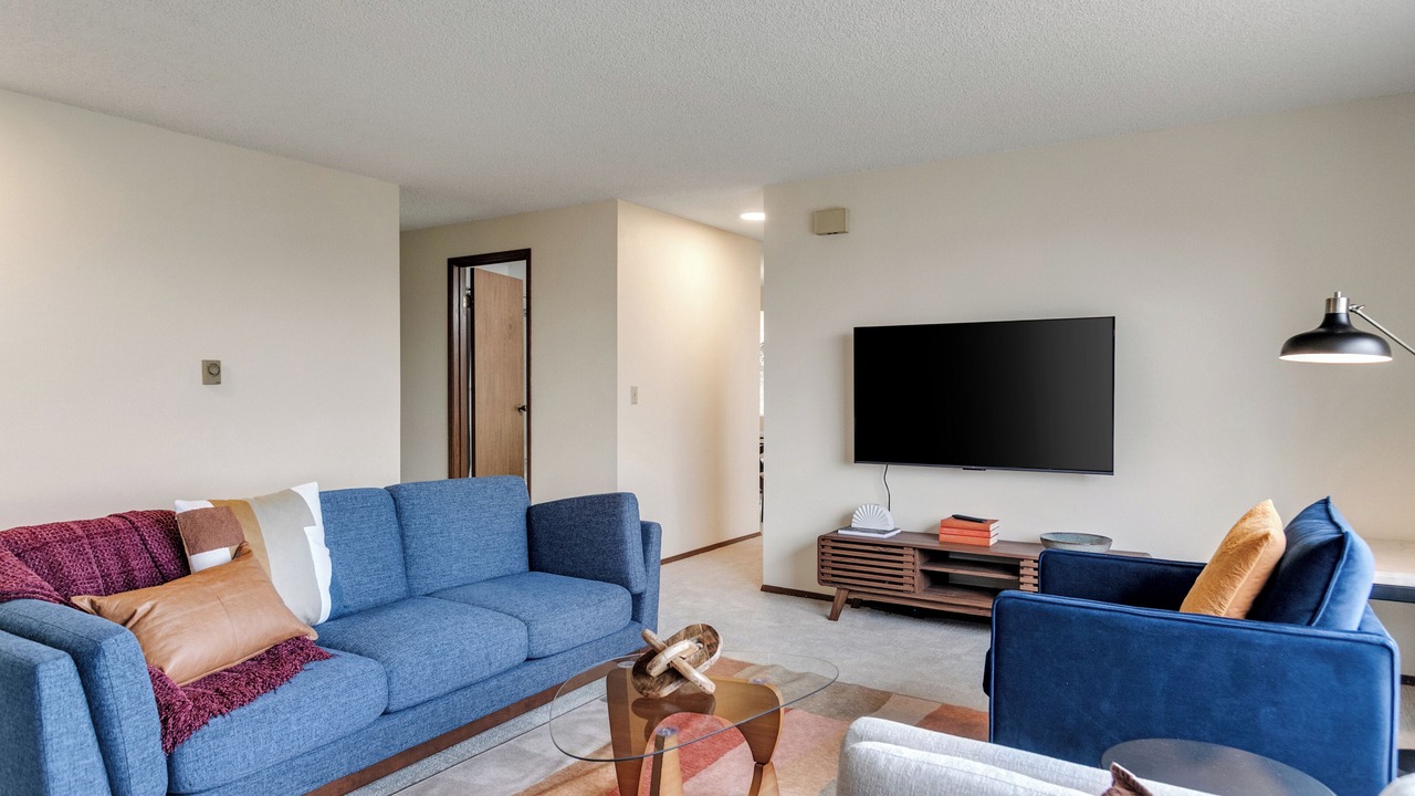 Photo of Bedroom in Minor
