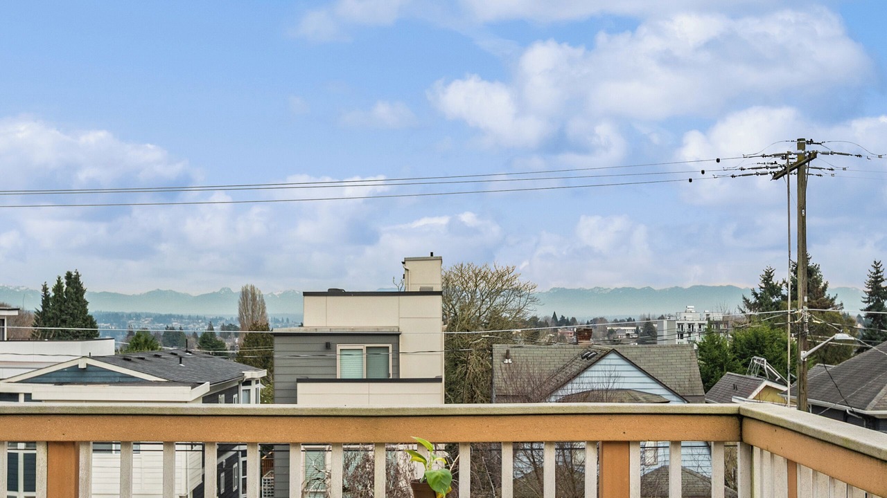 Photo of Outdoor in Minor