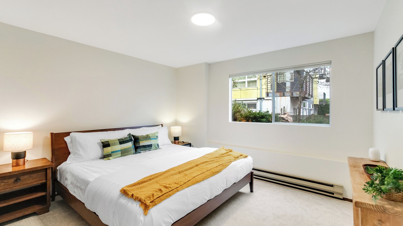 Photo of Bedroom in Minor