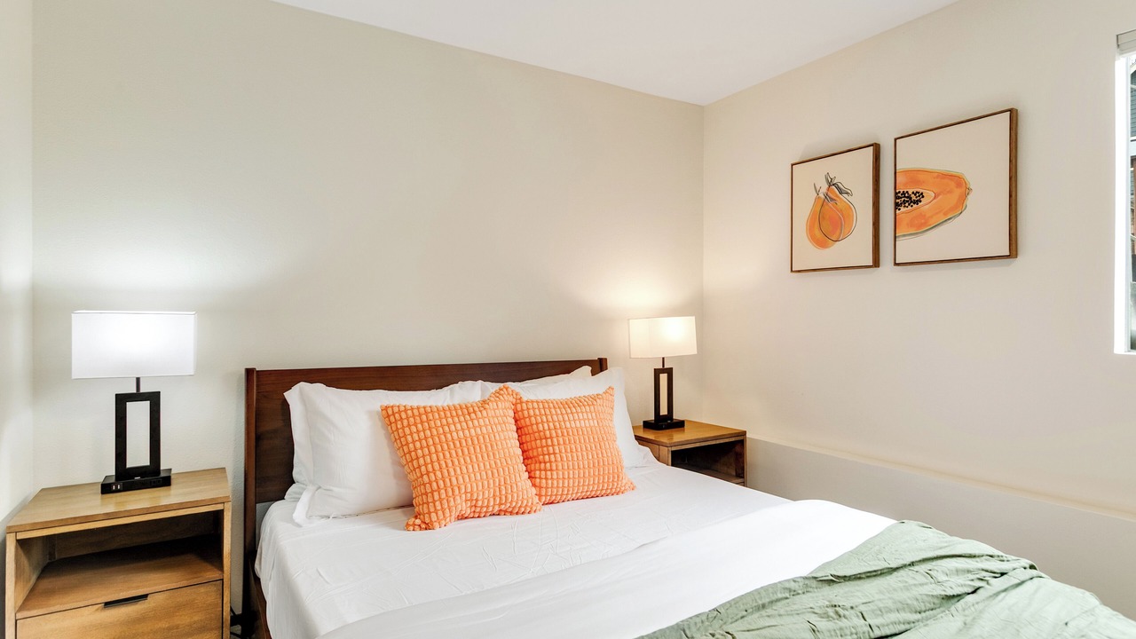Photo of Bedroom in Minor