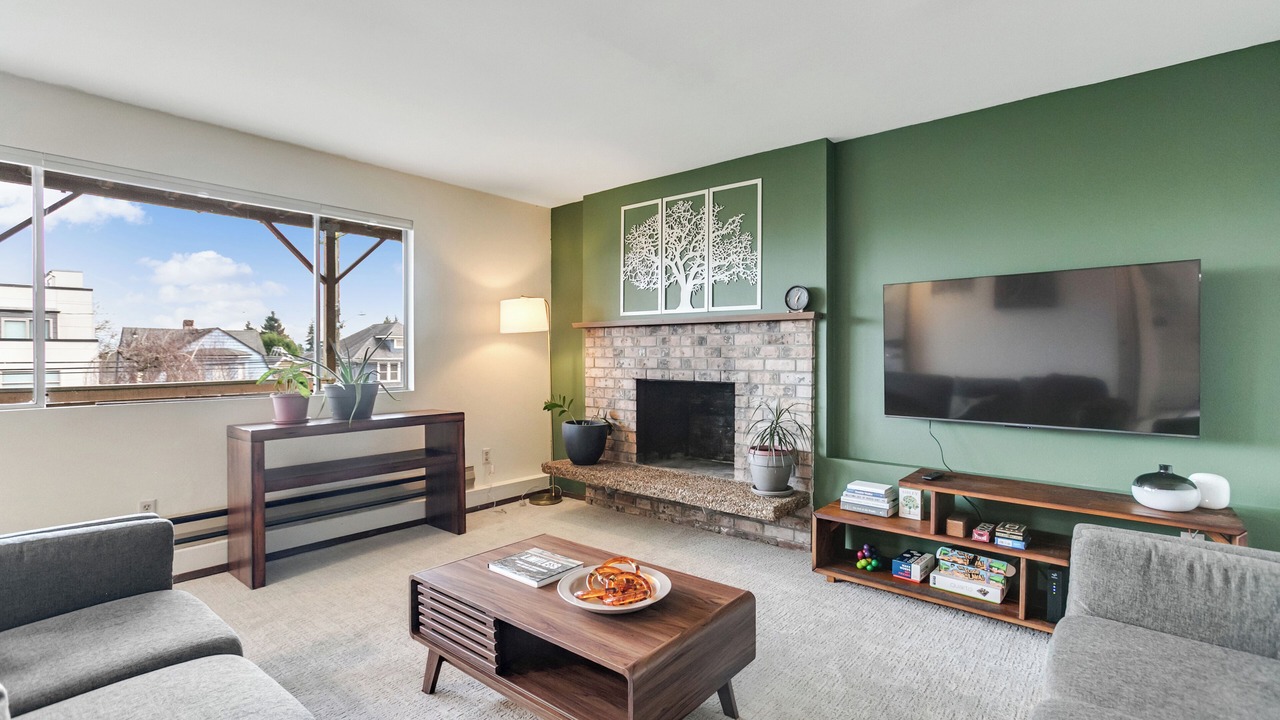 Photo of Bedroom in Minor