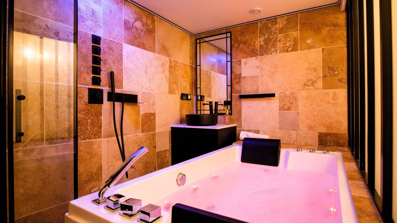 Photo of Bathroom in Croix-d'Argent