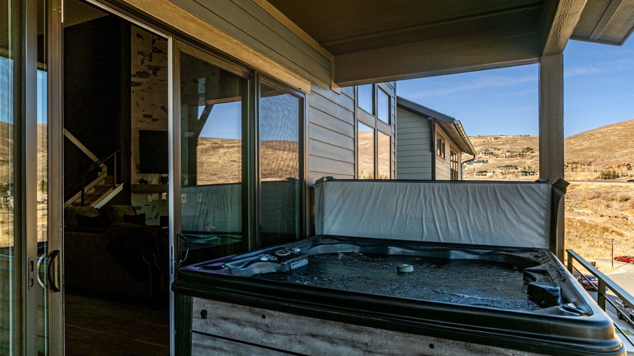 Photo of Outdoor in Deer Mountain