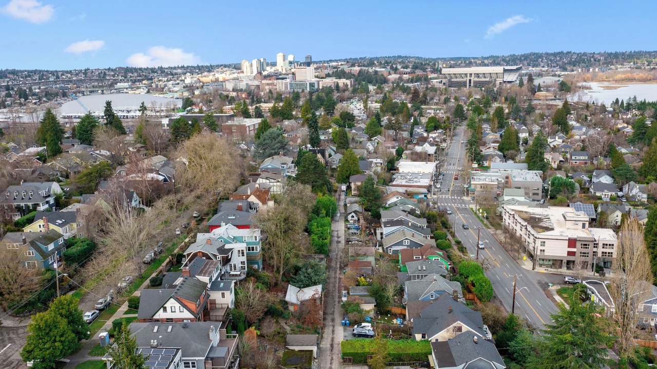 Photo of Outdoor in Montlake