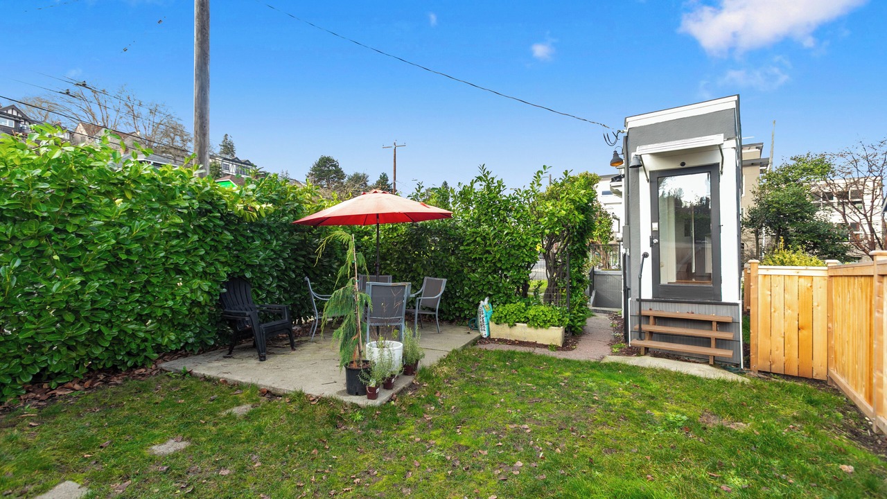 Photo of Patio Balcony in Montlake