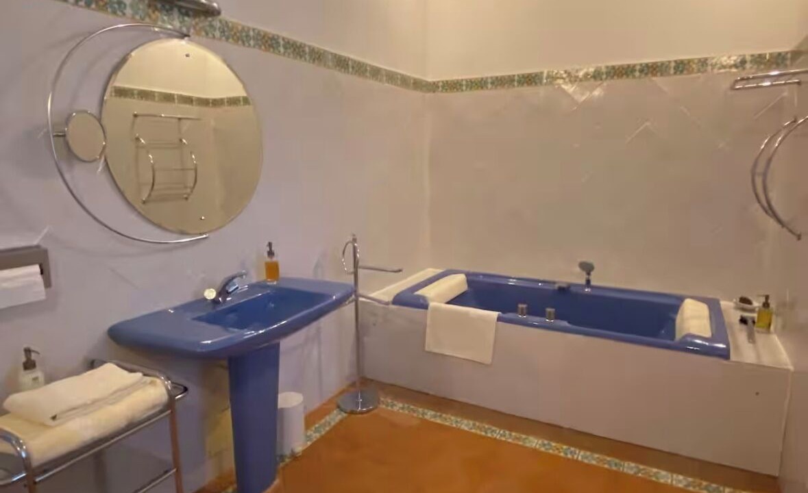 Photo of Bathroom in Poulaines