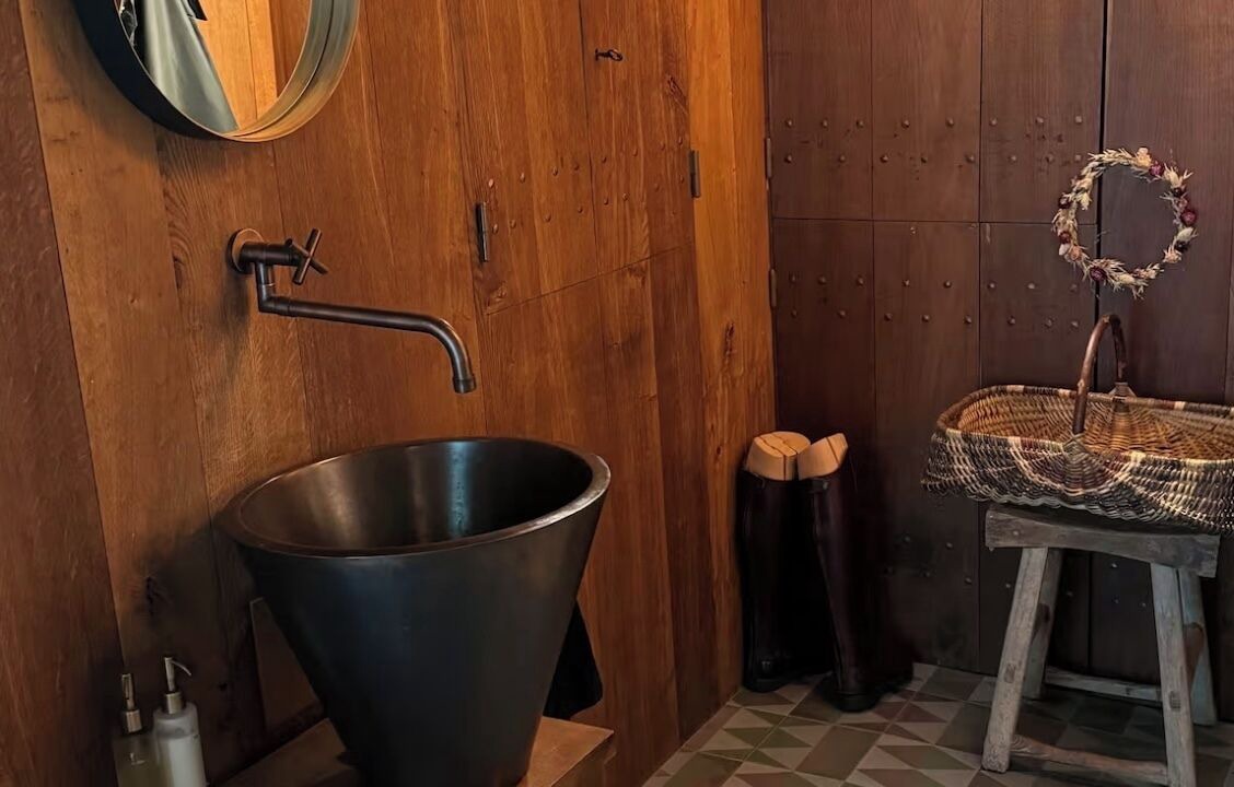 Photo of Bathroom in Poulaines