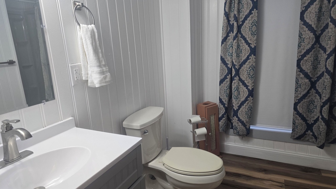 Photo of Bathroom in Colebrook
