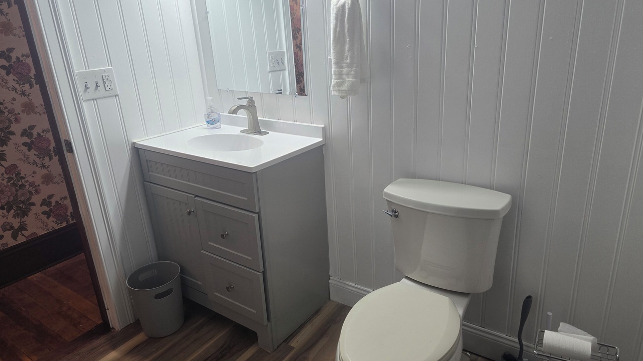 Photo of Bathroom in Colebrook