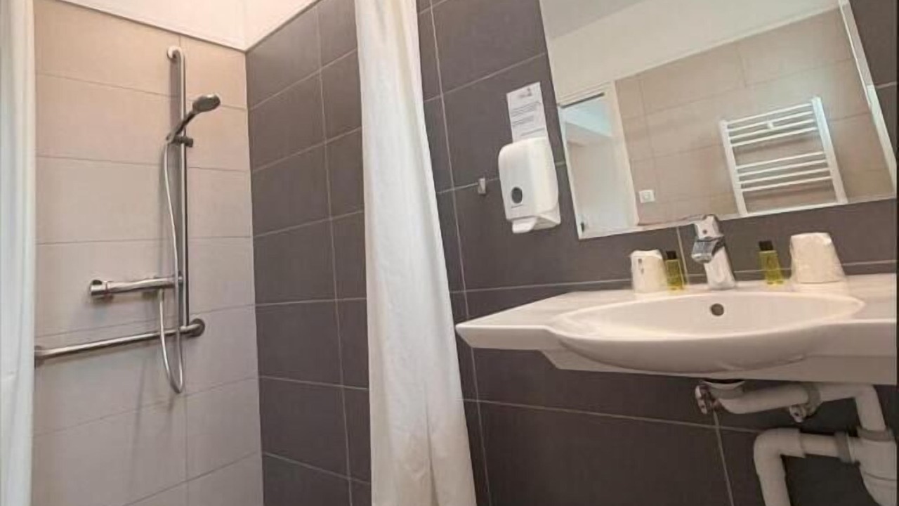 Photo of Bathroom in Saint-Amand-les-Eaux
