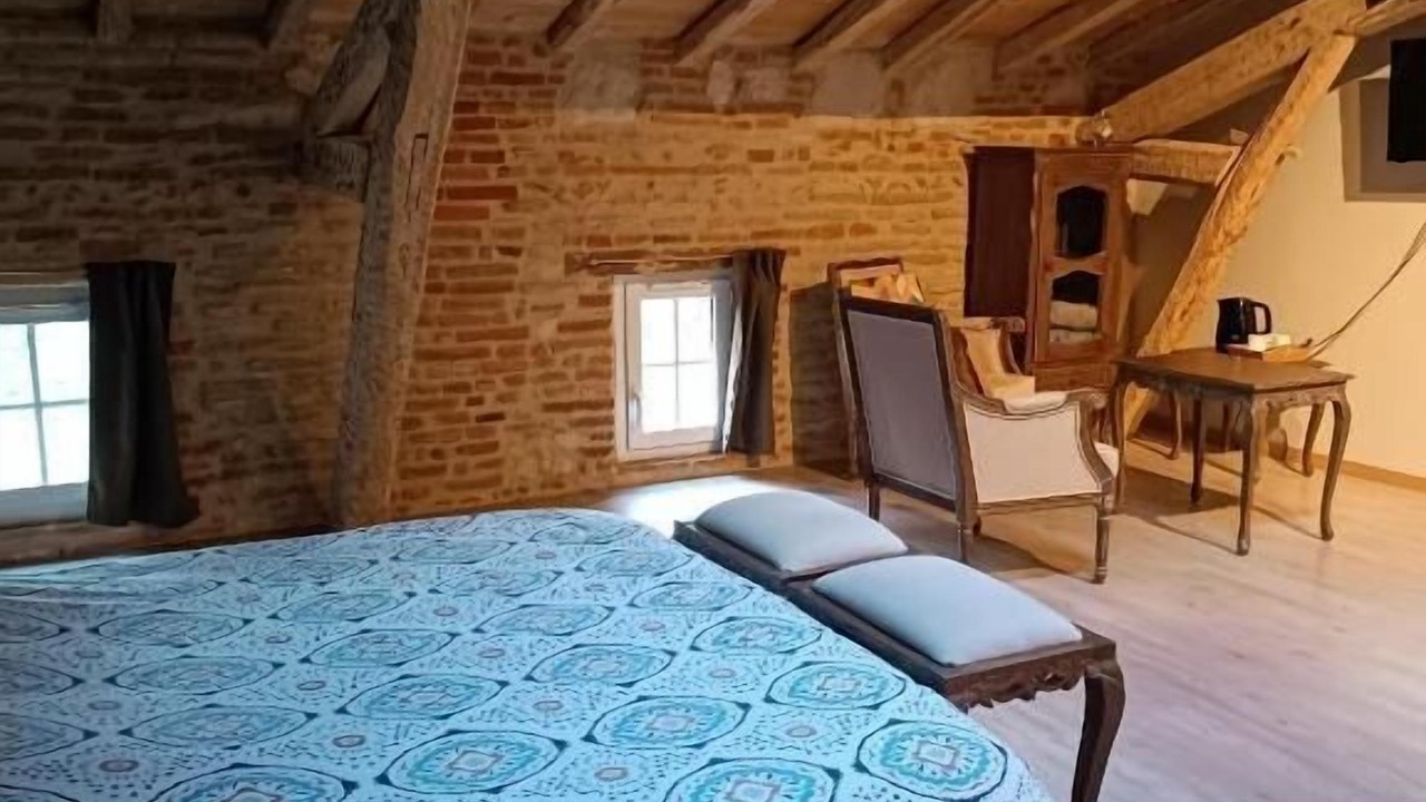 Photo of Bedroom in Lavaur