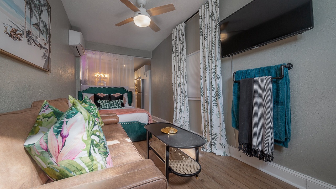 Photo of Others in Egypt Lake-Leto