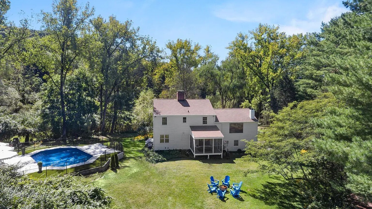 Photo of Outdoor in Redding Ridge