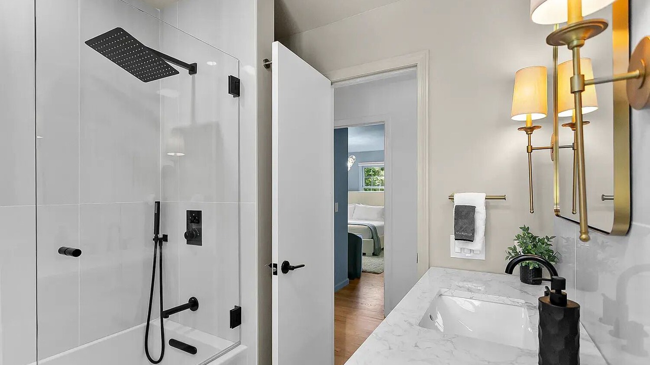 Photo of Bathroom in Redding Ridge