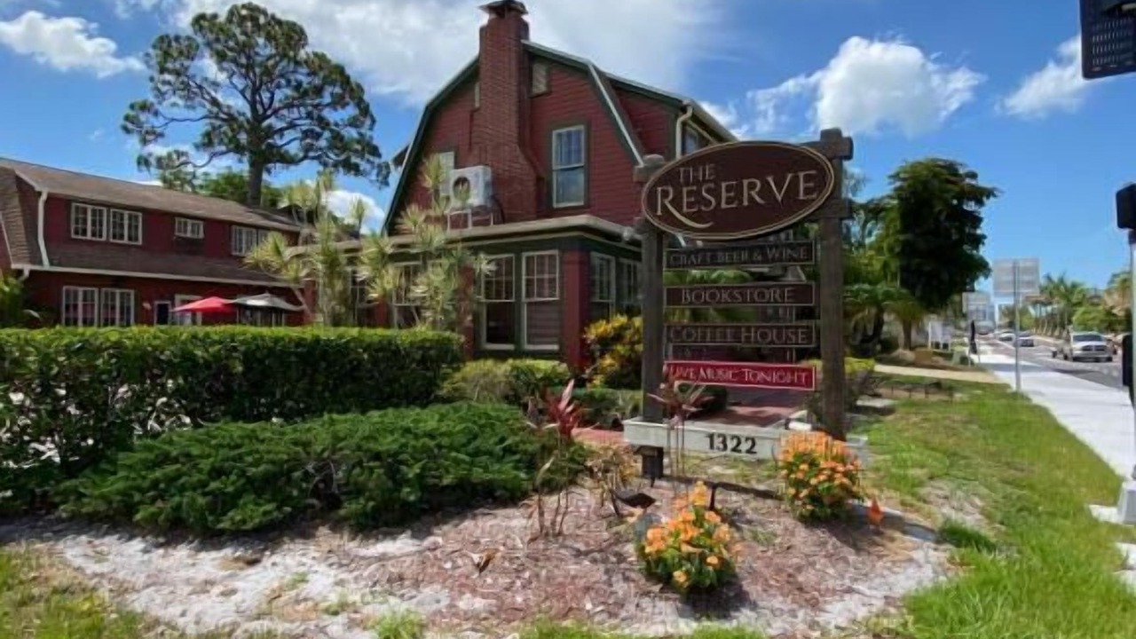 Photo of Outdoor in Central Sarasota