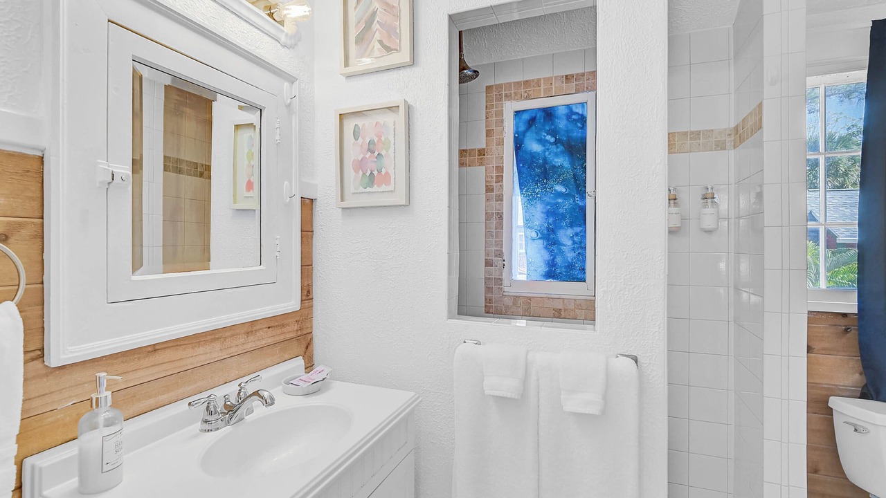 Photo of Bathroom in Central Sarasota