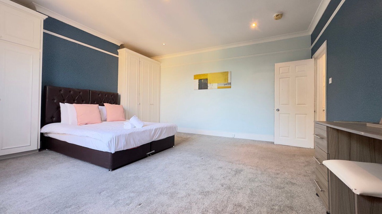 Photo of Patio Balcony in Ealing Common