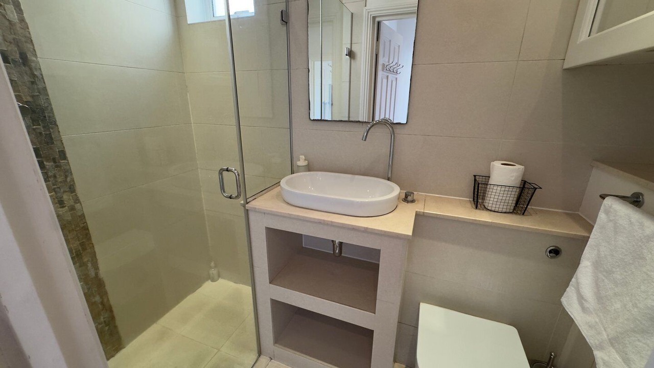 Photo of Bathroom in Ealing Common