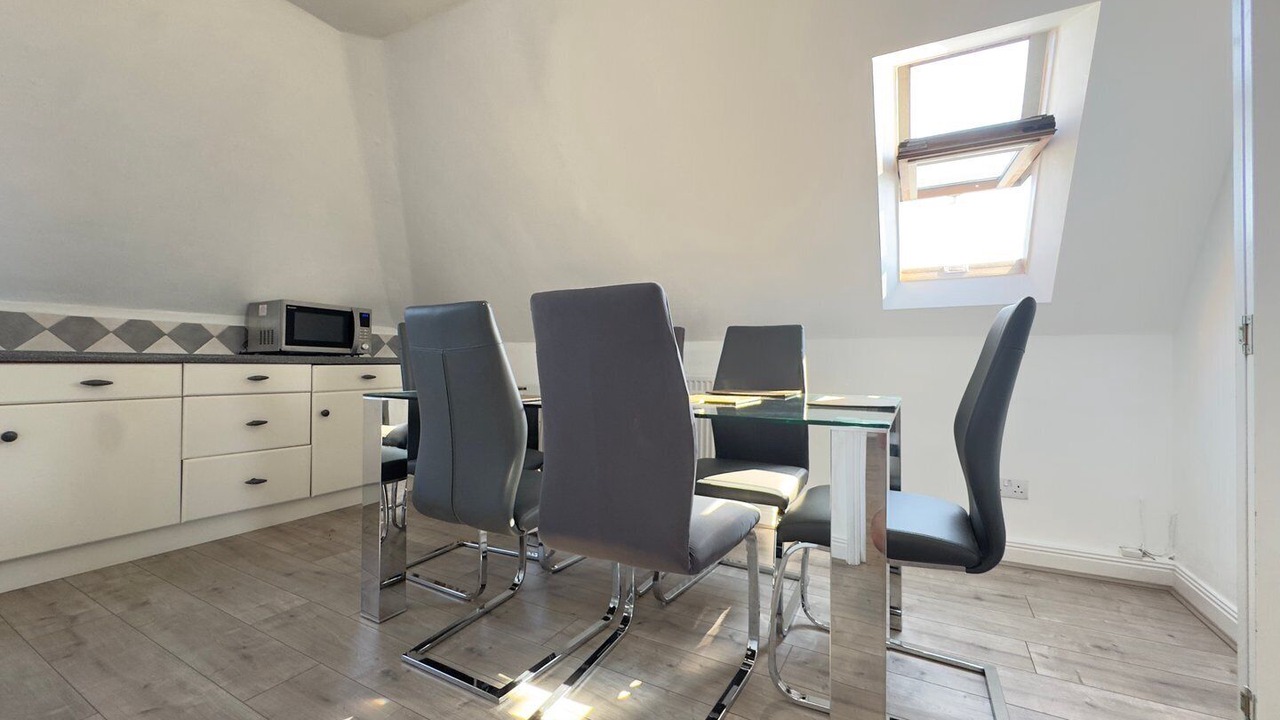 Photo of Others in Ealing Common