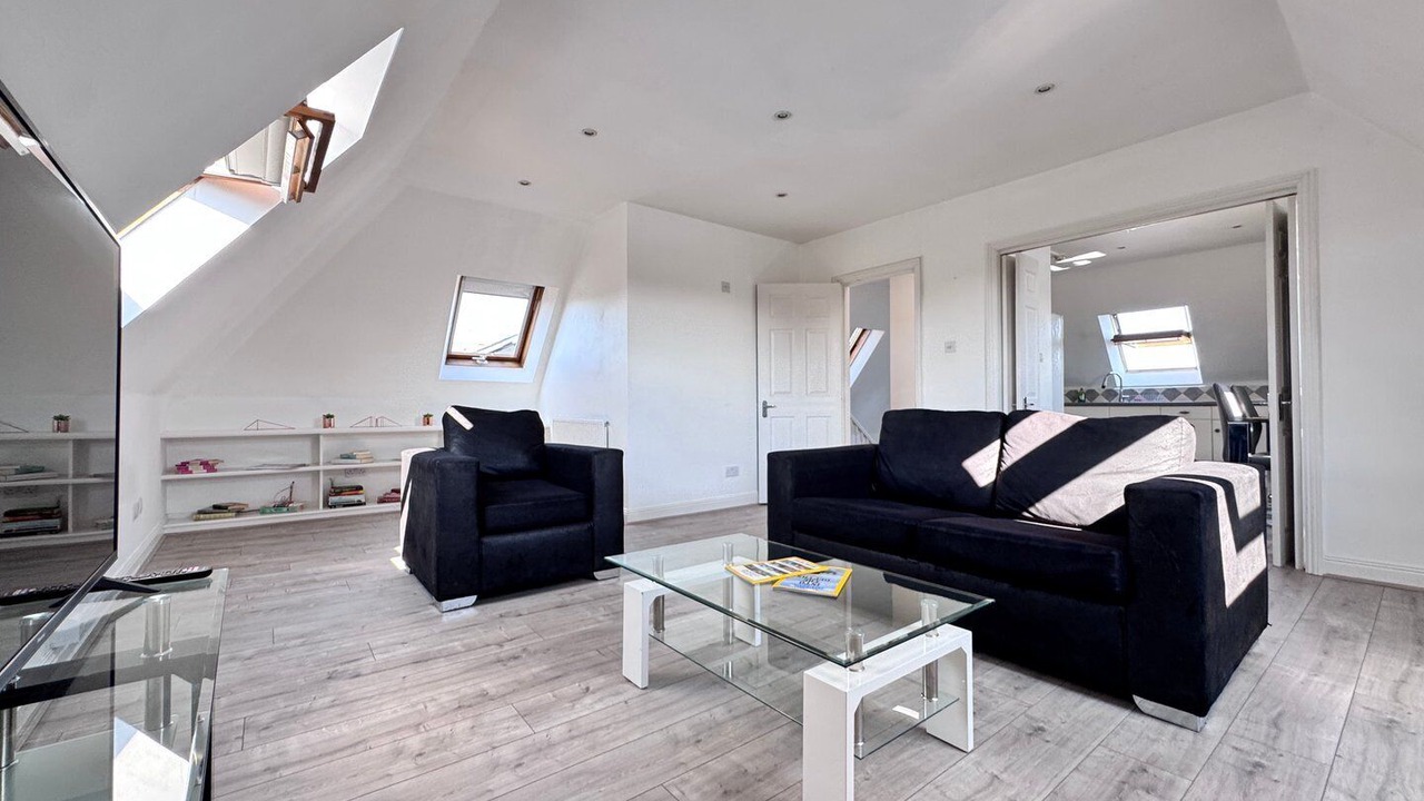 Photo of Livingroom in Ealing Common