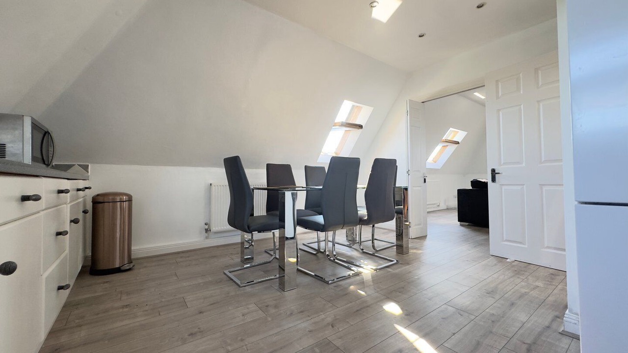 Photo of Others in Ealing Common