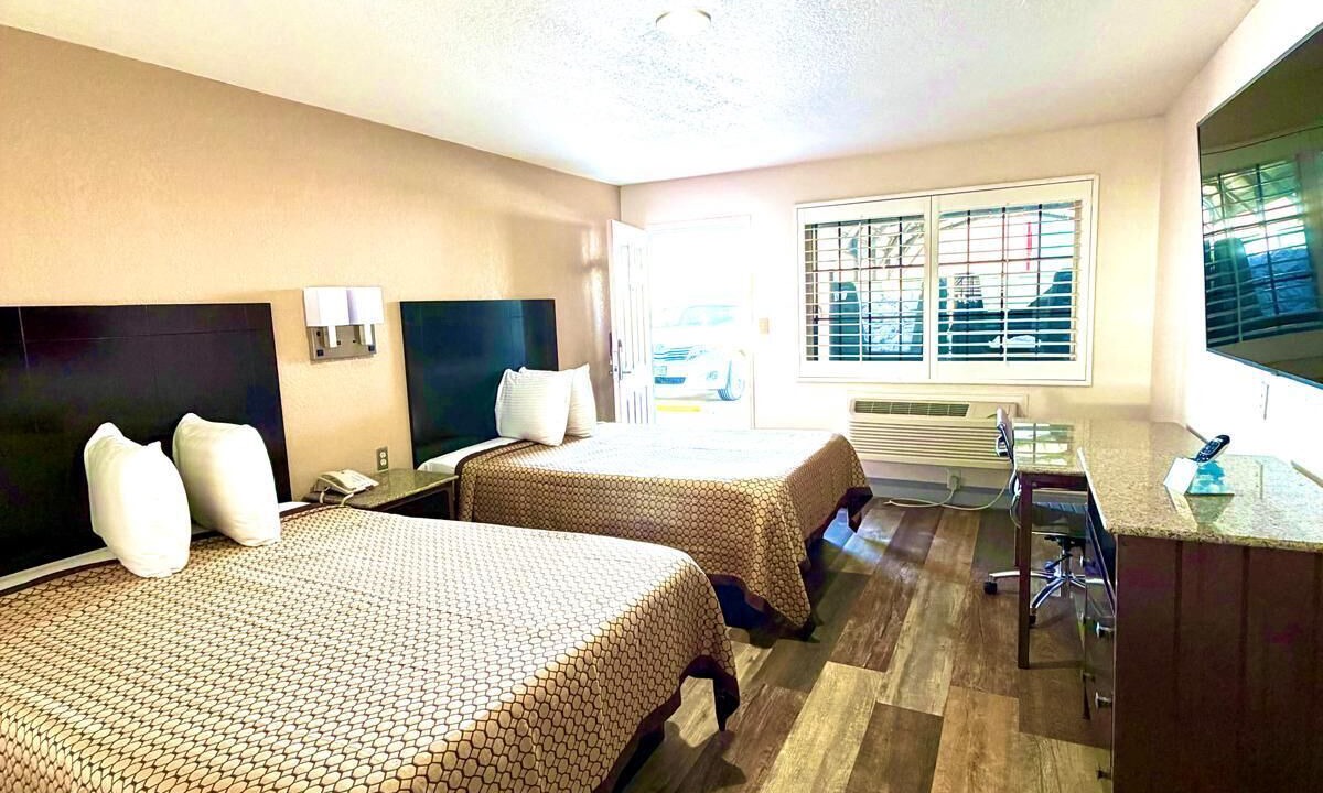 Photo of Bedroom in Kermit