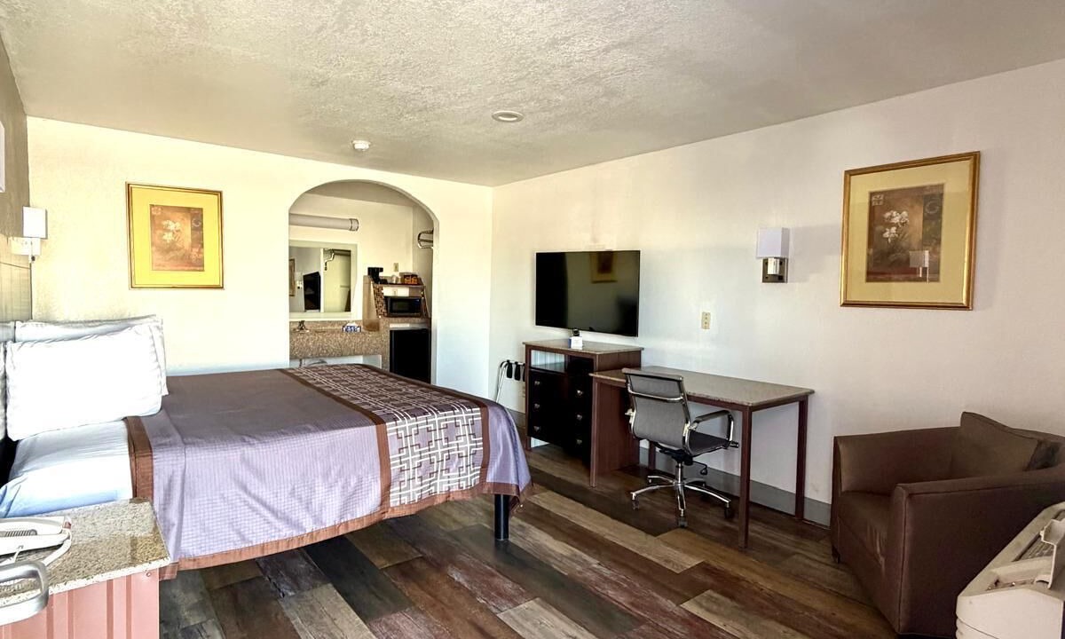 Photo of Bedroom in Kermit