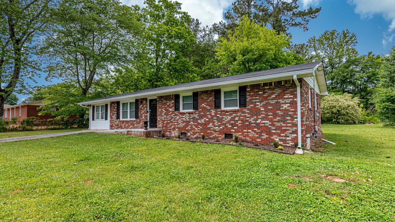 Photo of Others in Addison Heights