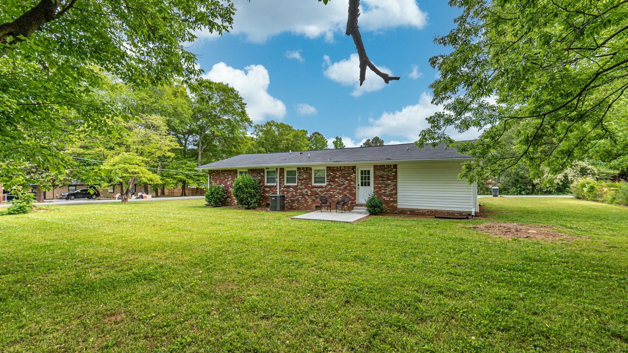 Photo of Others in Addison Heights